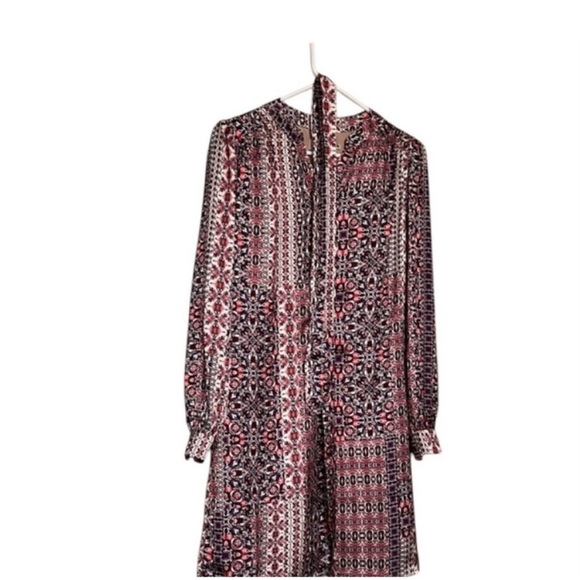 Molly Bracken Dresses & Skirts - Molly Bracken Pink Tie waist Long Sleeve Dress